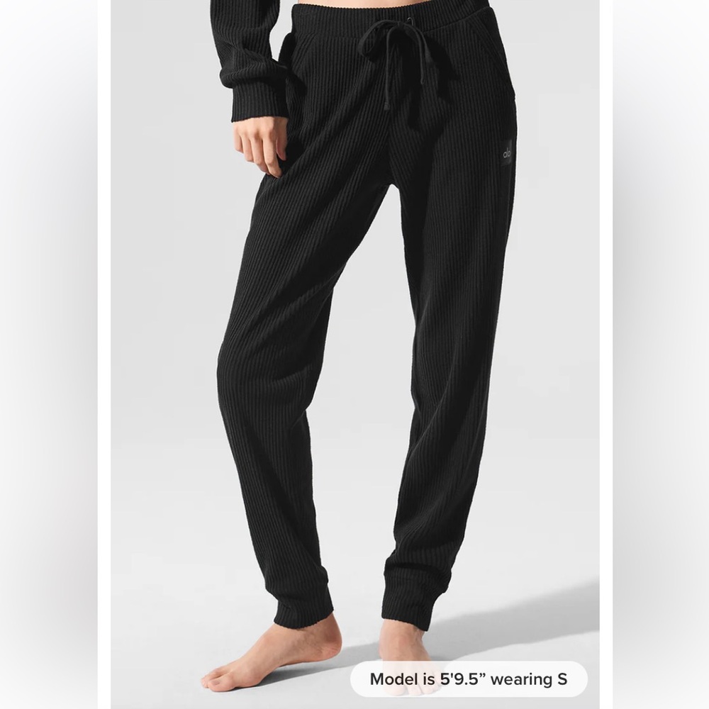 Alo Yoga Muse Women’s Sweatpant Black Size Small